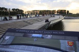 Le barrage du Mont-Saint-Michel [Image8685]