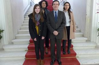 Le préfet partage la journée internationale des droits des femmes avec deux étudiantes